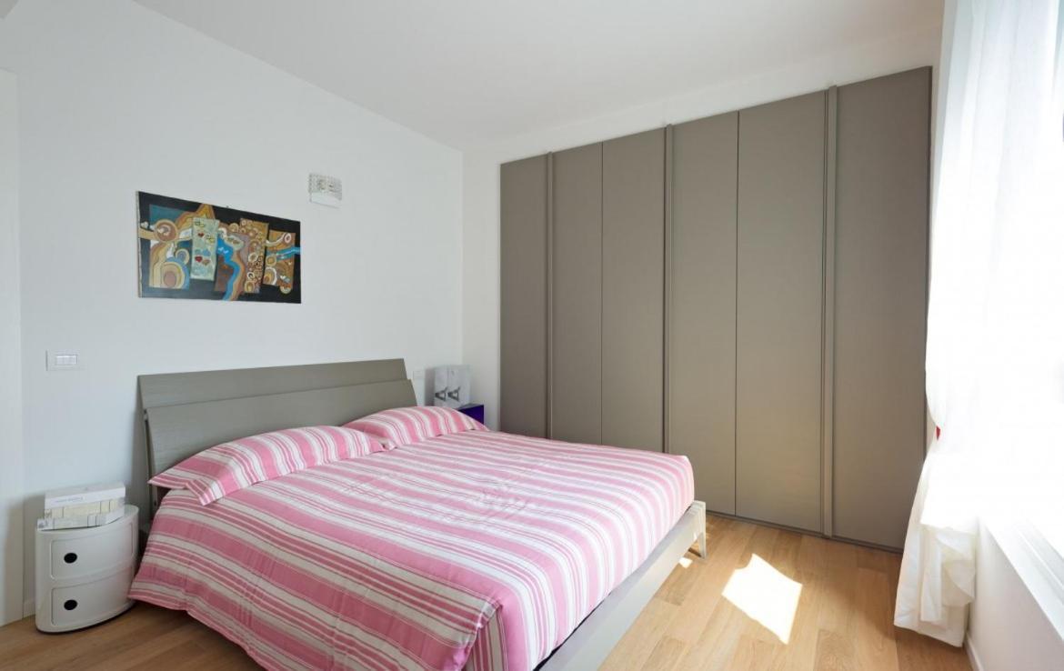 The Sunshine - Apartments With Pool Муссо Экстерьер фото
